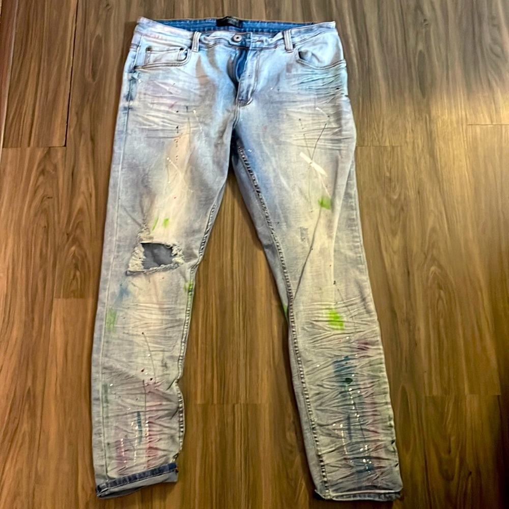Jeans slim fit can’t fit anymore